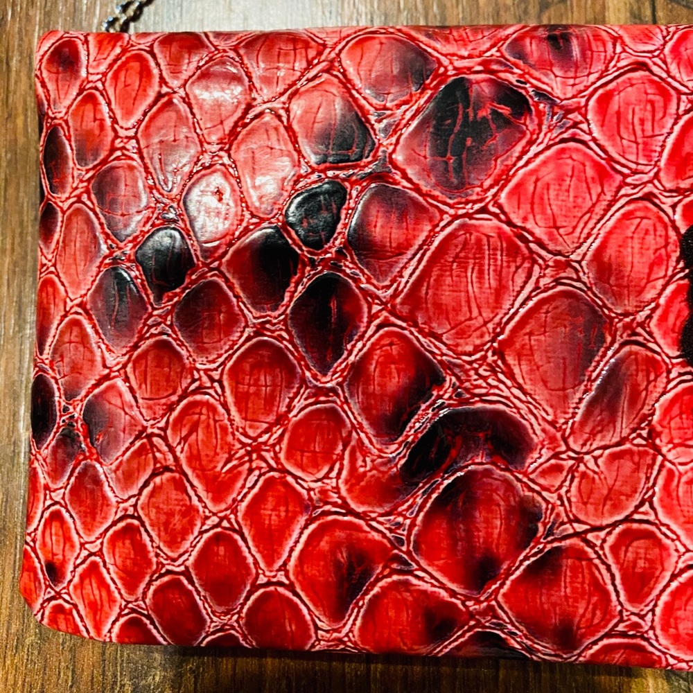 WHITE HOUSE BLACK MARKET Crossbody Wallet/Purse - Picture 3 of 6